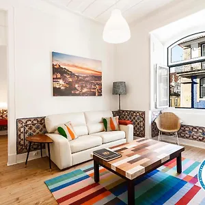 fanqueiros-2br-apartment.hotels-lisbon-portugal.com/
