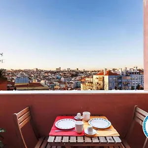 damasceno-2br-apartment.hotels-lisbon-portugal.com/