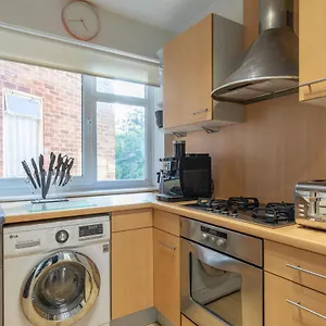 https://apt-park-view-modern-parking.brighton-hotels-england.com